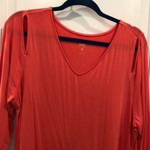 Belle 3/4 sleeve top size Large